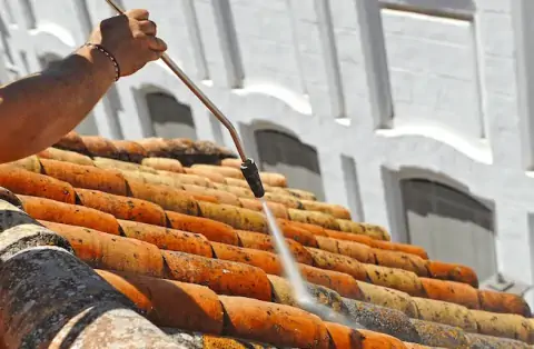 Nettoyage de toitures - Saint-Georges-du-Rosay